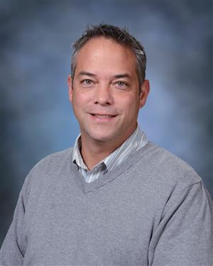 Mr. Santos Pic